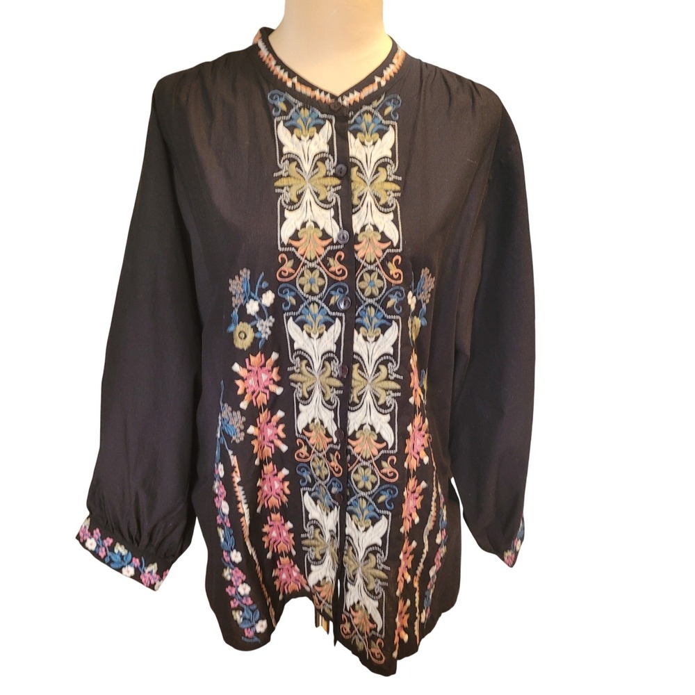 Embroidered Peasant Tunic Black L‎ Floral Coastal Boho Folk Art Balloon Sleeve